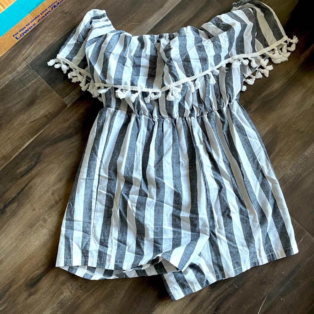 Off shoulder romper